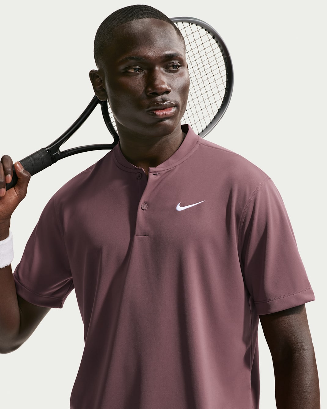 Polo de cuello en v de tenis para hombre NikeCourt Dri-FIT - Tatuaje/Blanco