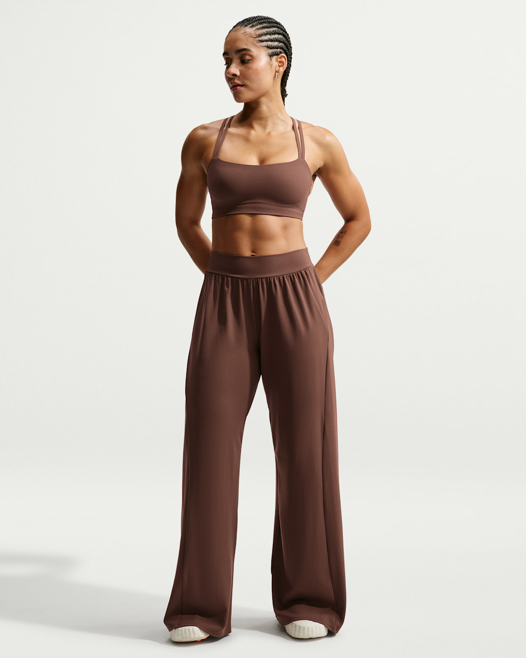 Nike Zenvy Women's Mid-Rise Wide-Leg Pants - Cacao Wow/White
