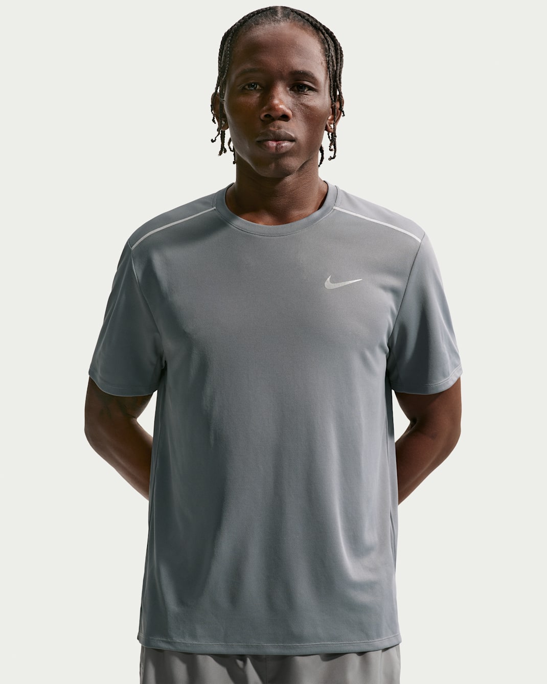 Nike Miler Men's Dri-FIT Short-Sleeve Running Top - Smoke Grey/Iron Grey