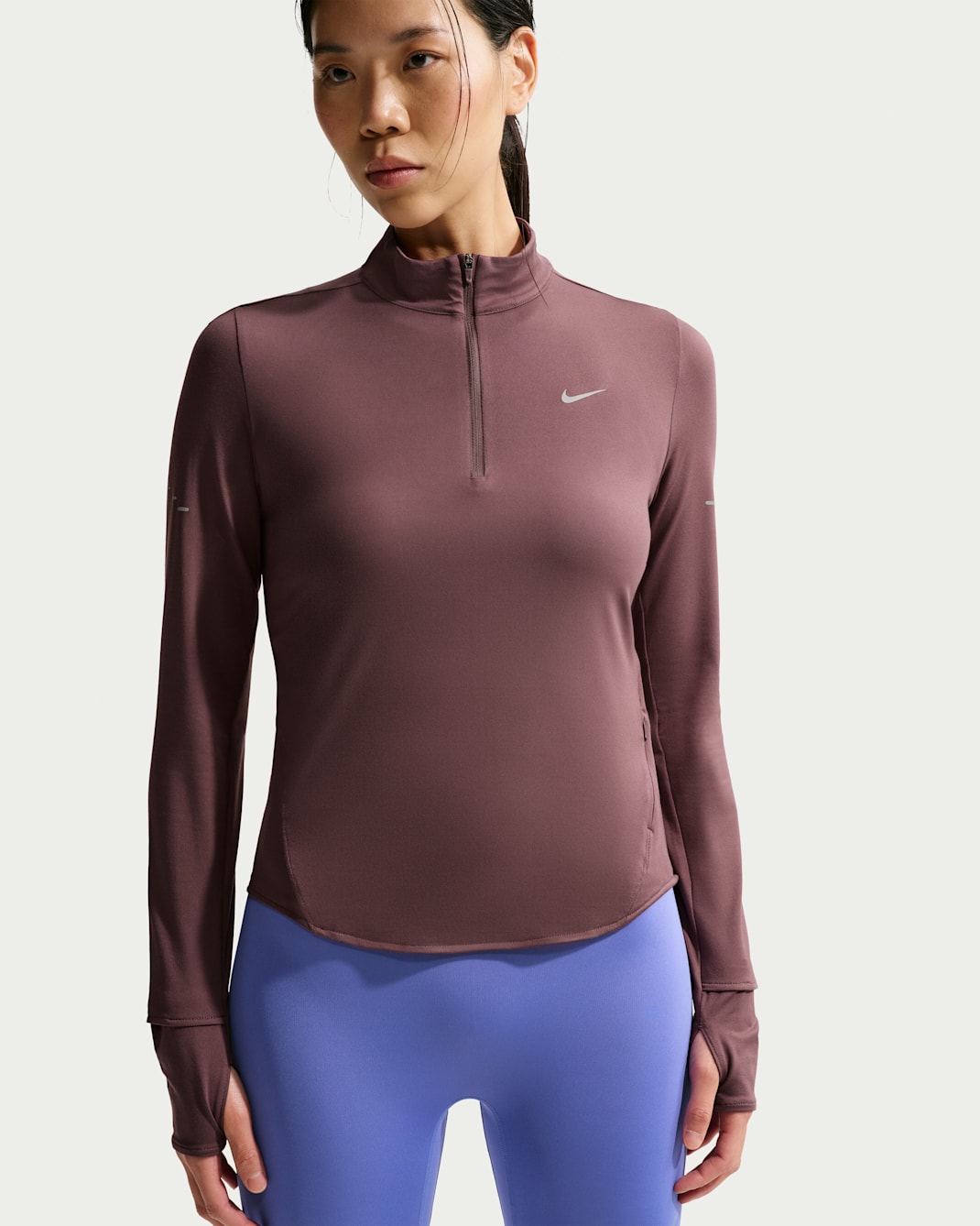 Playera de correr Dri-FIT UV de cierre de 1/4 para mujer Nike Swift - Tatuaje