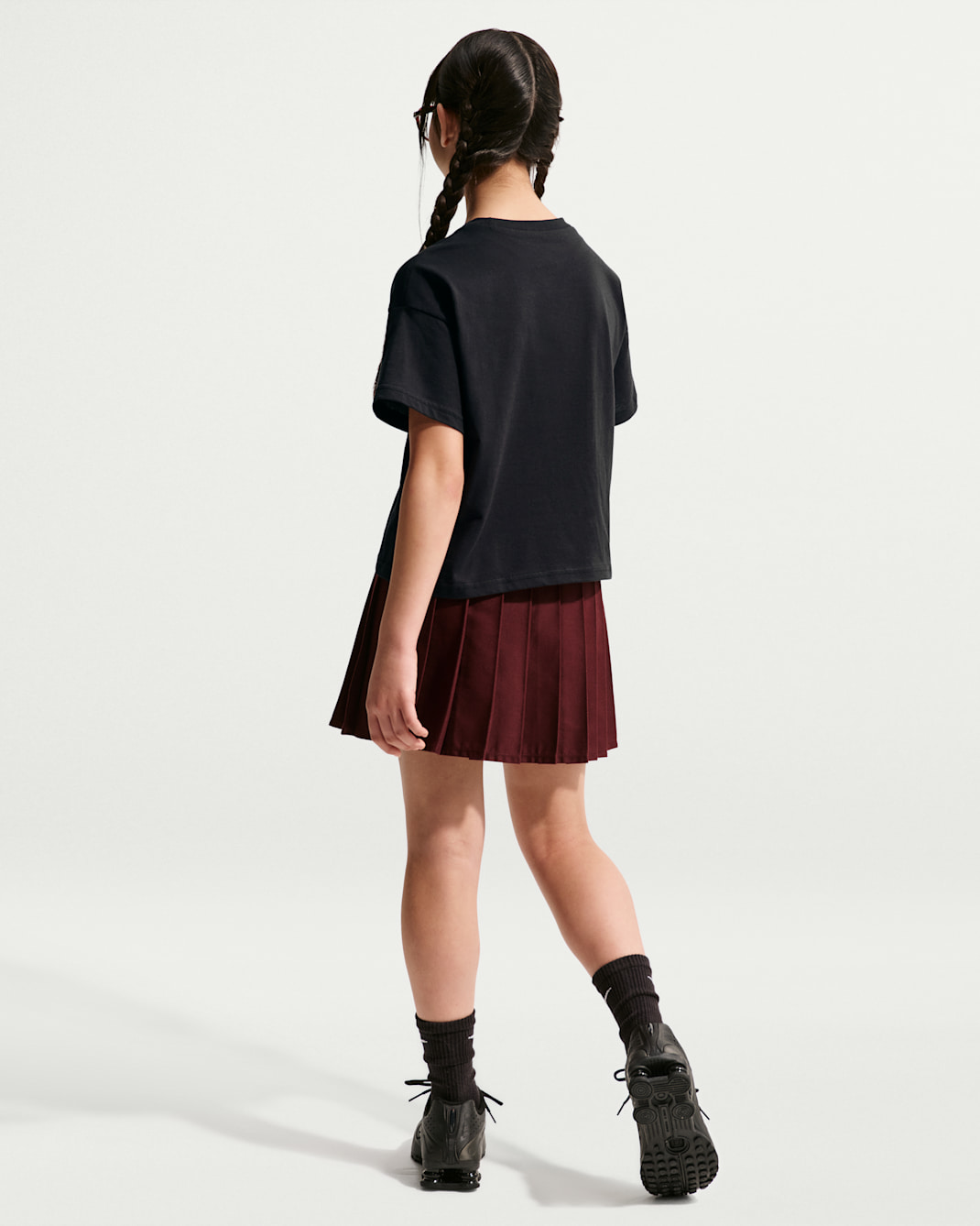 Nike Sportswear Big Kids' (Girls') T-Shirt