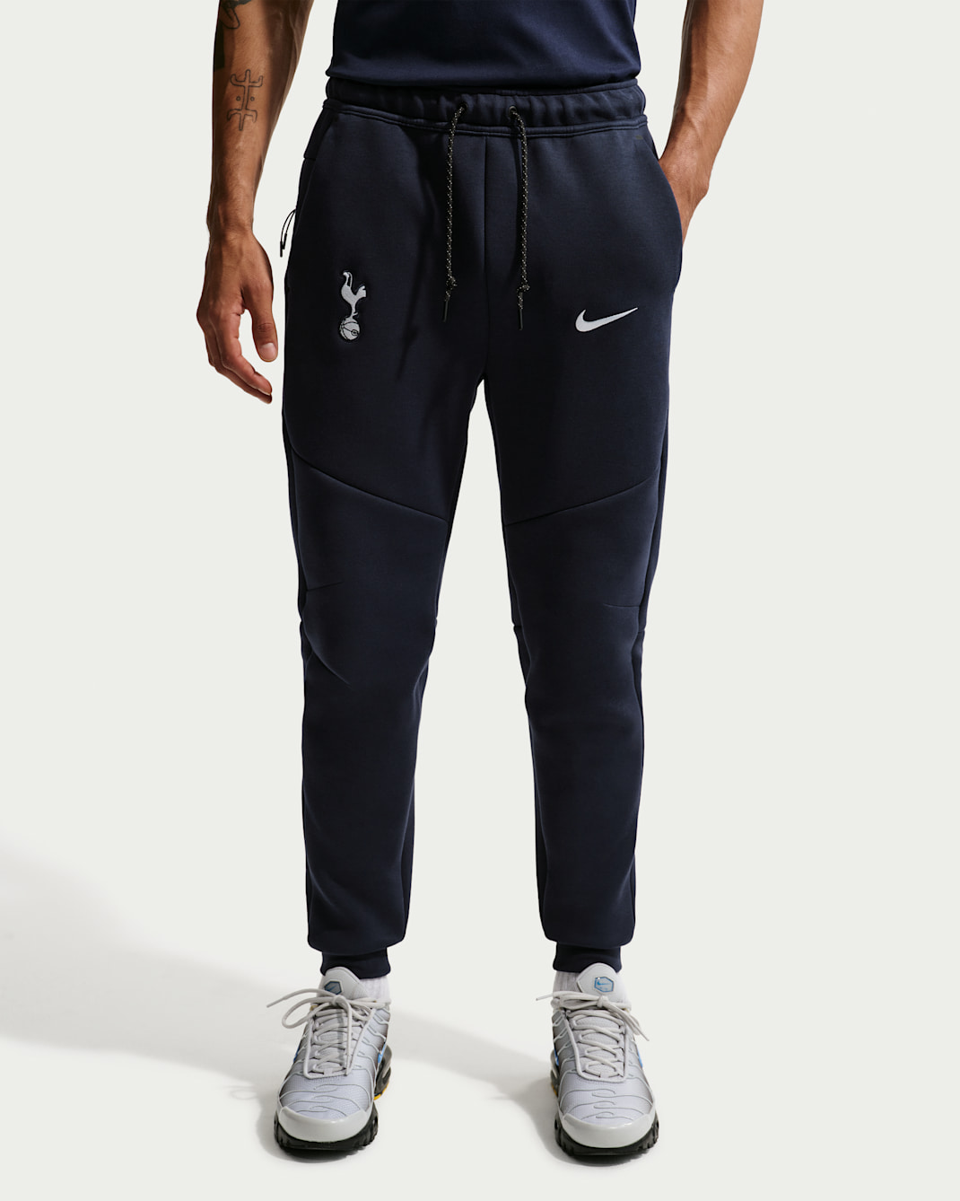 Tottenham Hotspur Tech Fleece Men's Nike Soccer Joggers