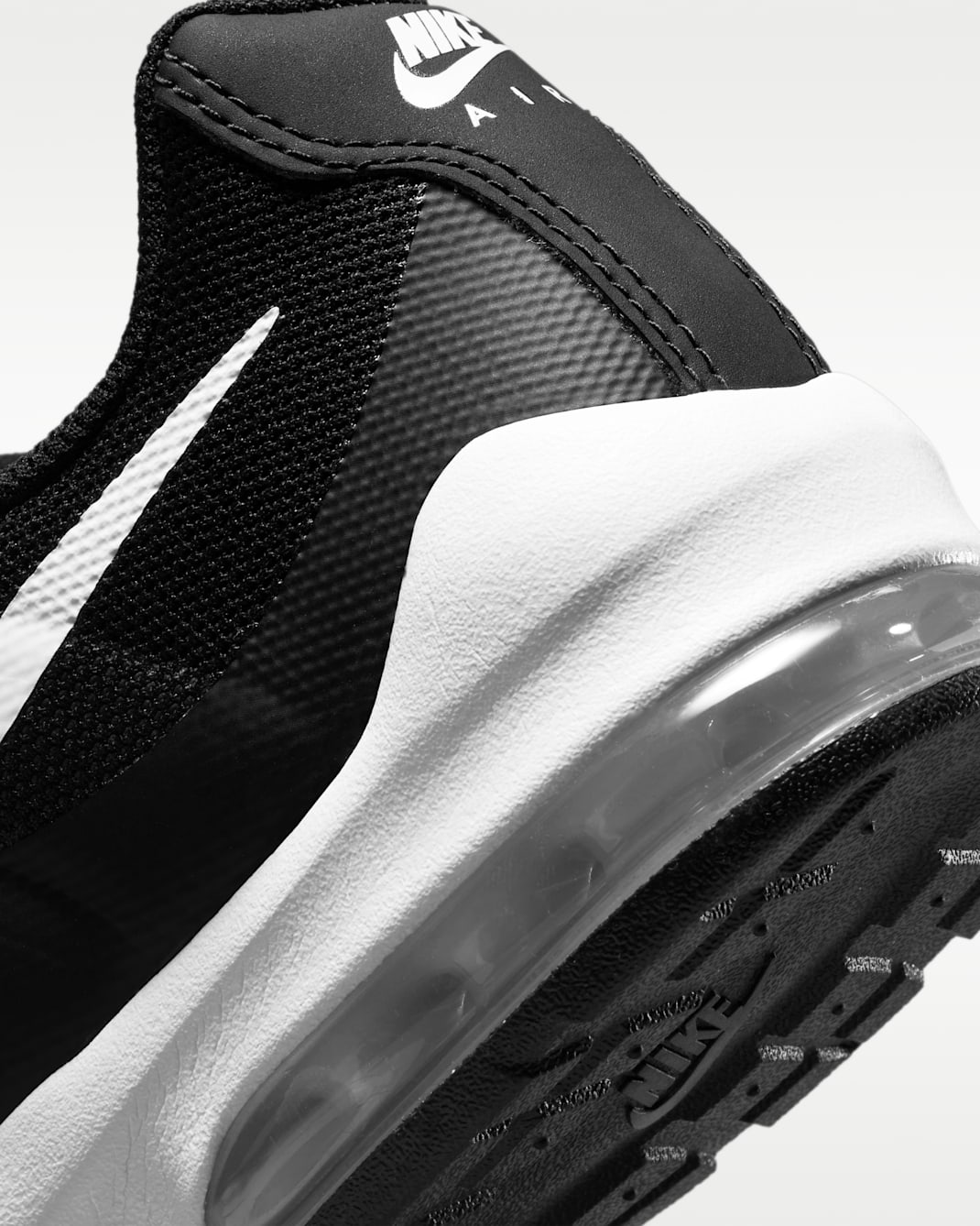 Nike Air Max Invigor Big Kids' Shoes