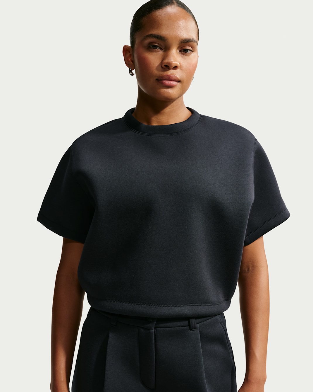 Dámský zkrácený oversize top Nike Pregame Fleece - Černá/Černá