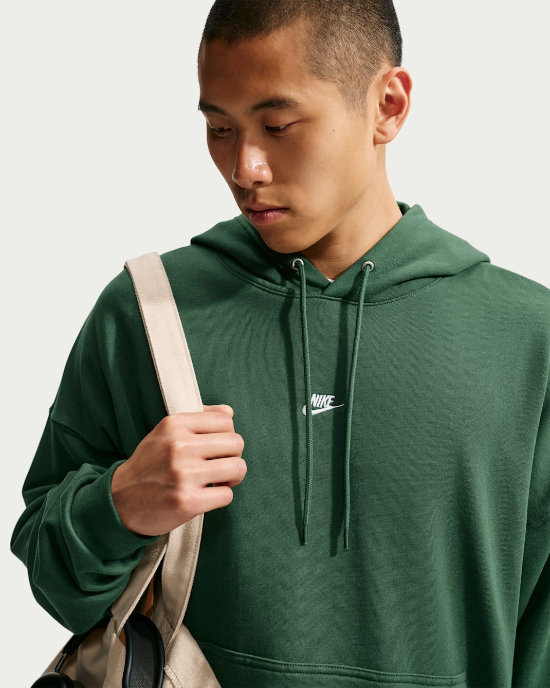 Nike Sportswear Club Men's Oversized French Terry Pullover Hoodie - Fir/Fir/White