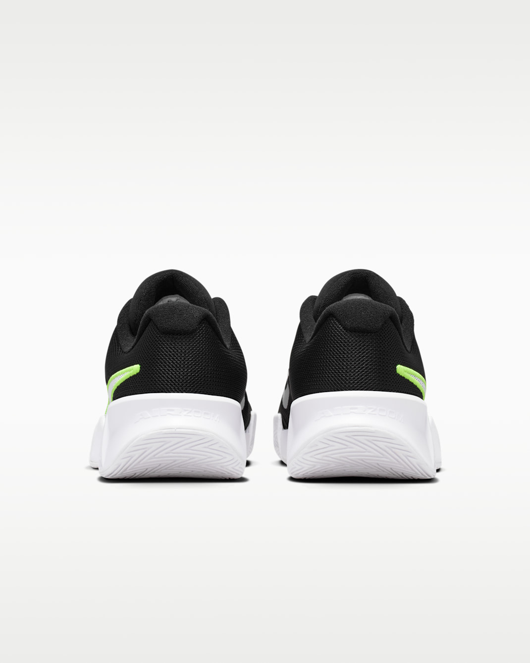 Nike GP Challenge Pro Men's Hard Court Tennis Shoes