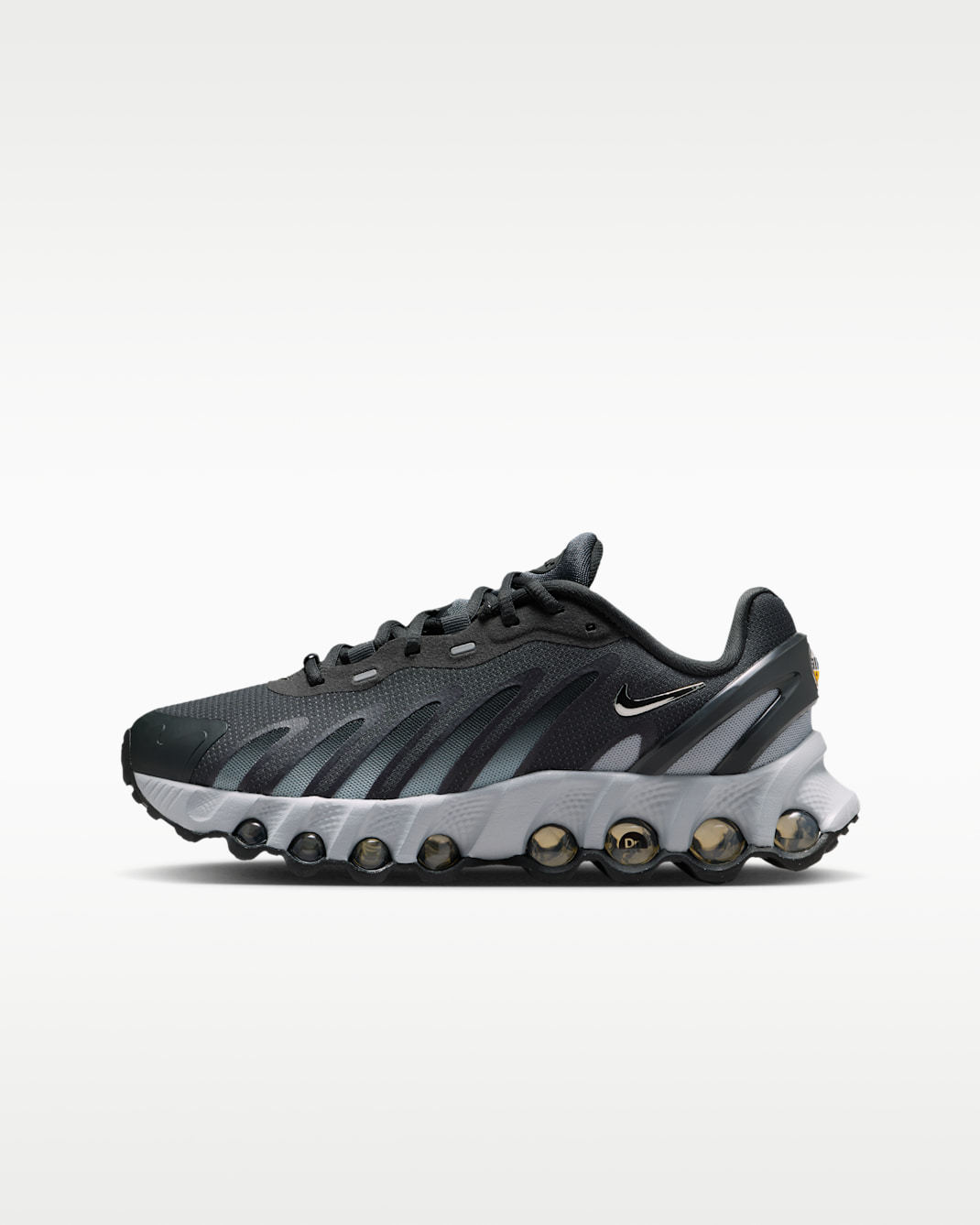 Scale Maximun Nike Air Max Dn8 Older Kids' Shoes. Nike HU