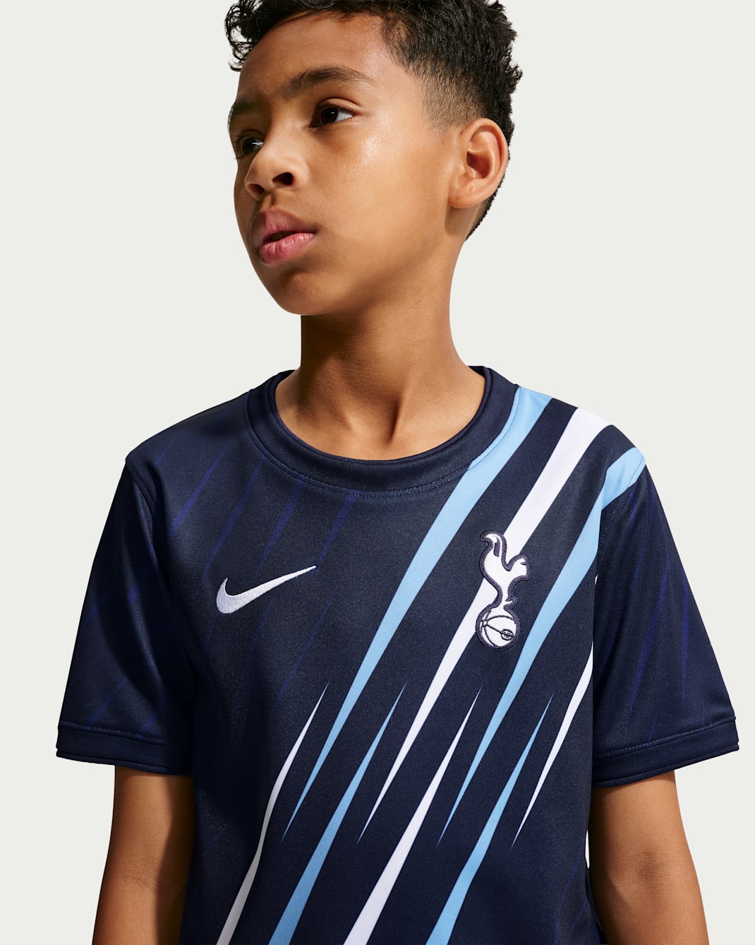 Tottenham Hotspur Big Kids' Nike Dri-FIT Soccer Pre-Match Short-Sleeve Top