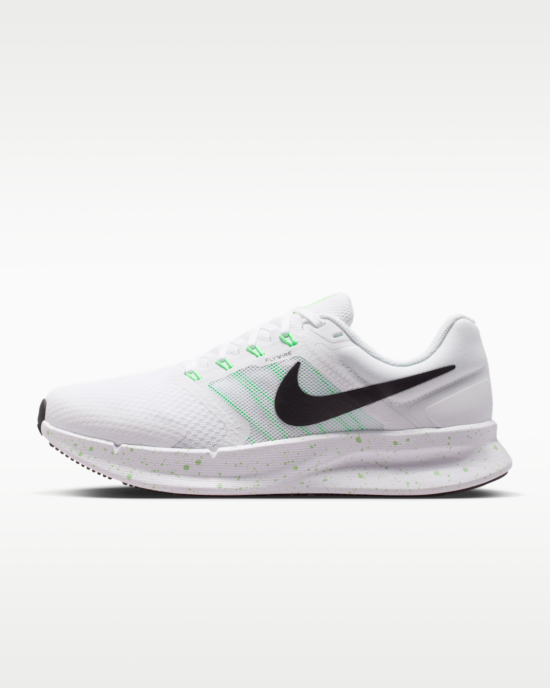 Tenis de correr en pavimento para mujer Nike Run Swift 3 - Blanco/Pepino calma/Verde ilusión/Negro