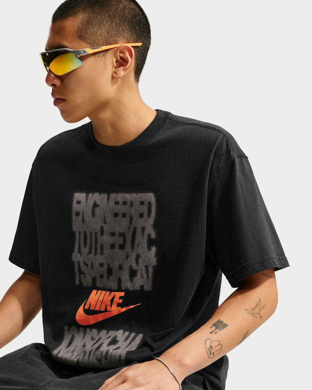 Nike Sportswear Men's T-Shirt - Black