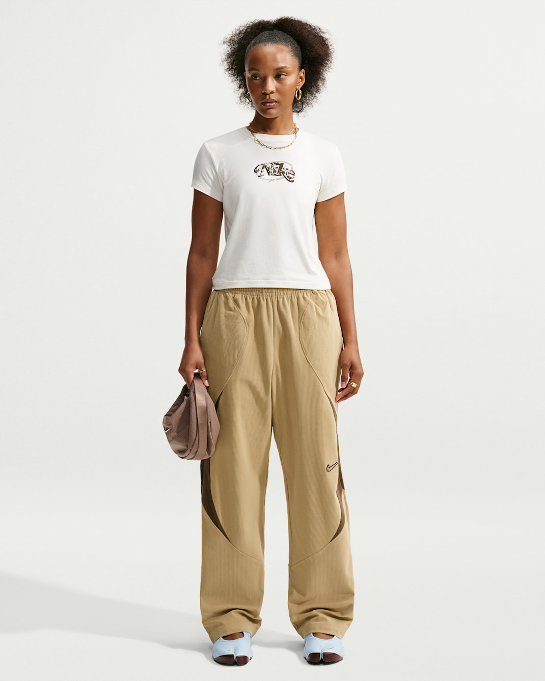 Nike Sportswear Chill Knit Women's Slim Cropped T-Shirt