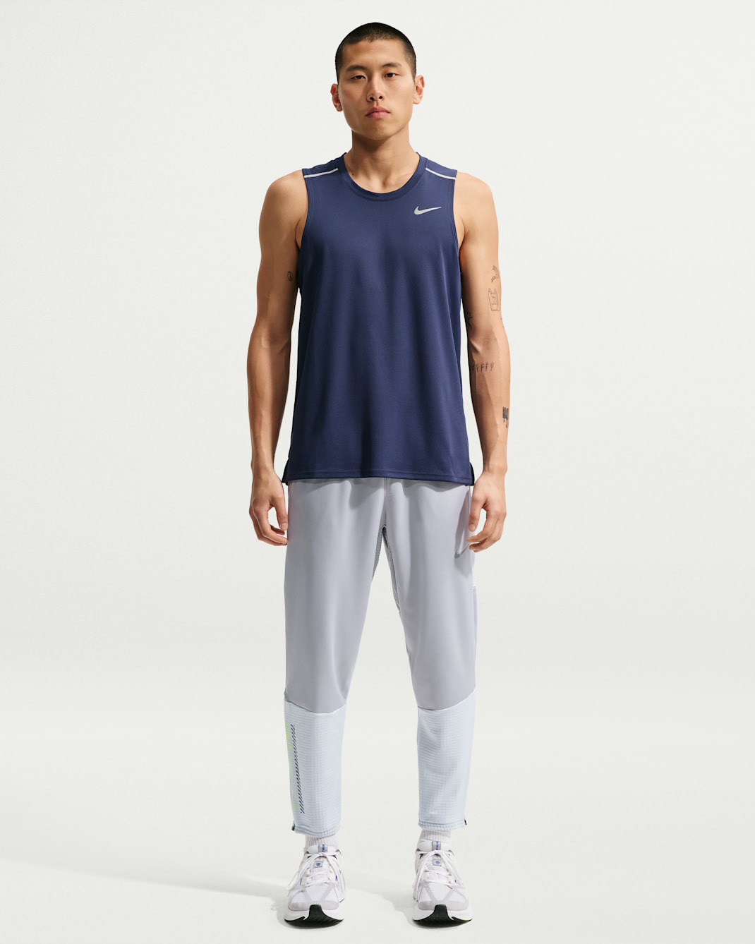 Nike Challenger Men's Therma-FIT Winterized Running Trousers - Light Smoke Grey/Pure Platinum/Volt