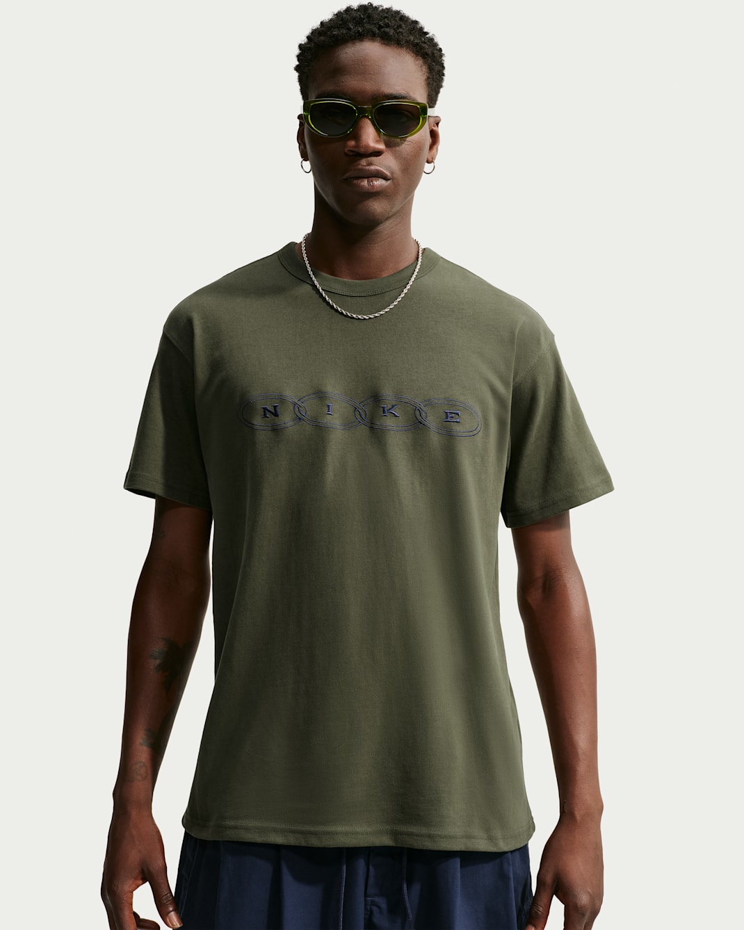 Nike Sportswear Premium Essentials T-Shirt - Cargo Khaki