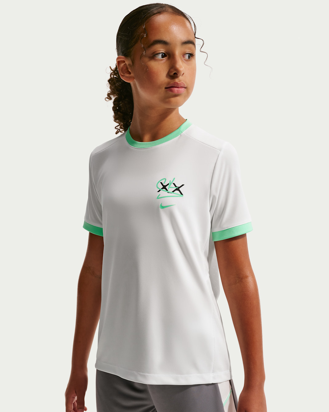 Sam Kerr Academy Older Kids' (Girls') Nike Dri-FIT Football Top - Summit White/Green Glow