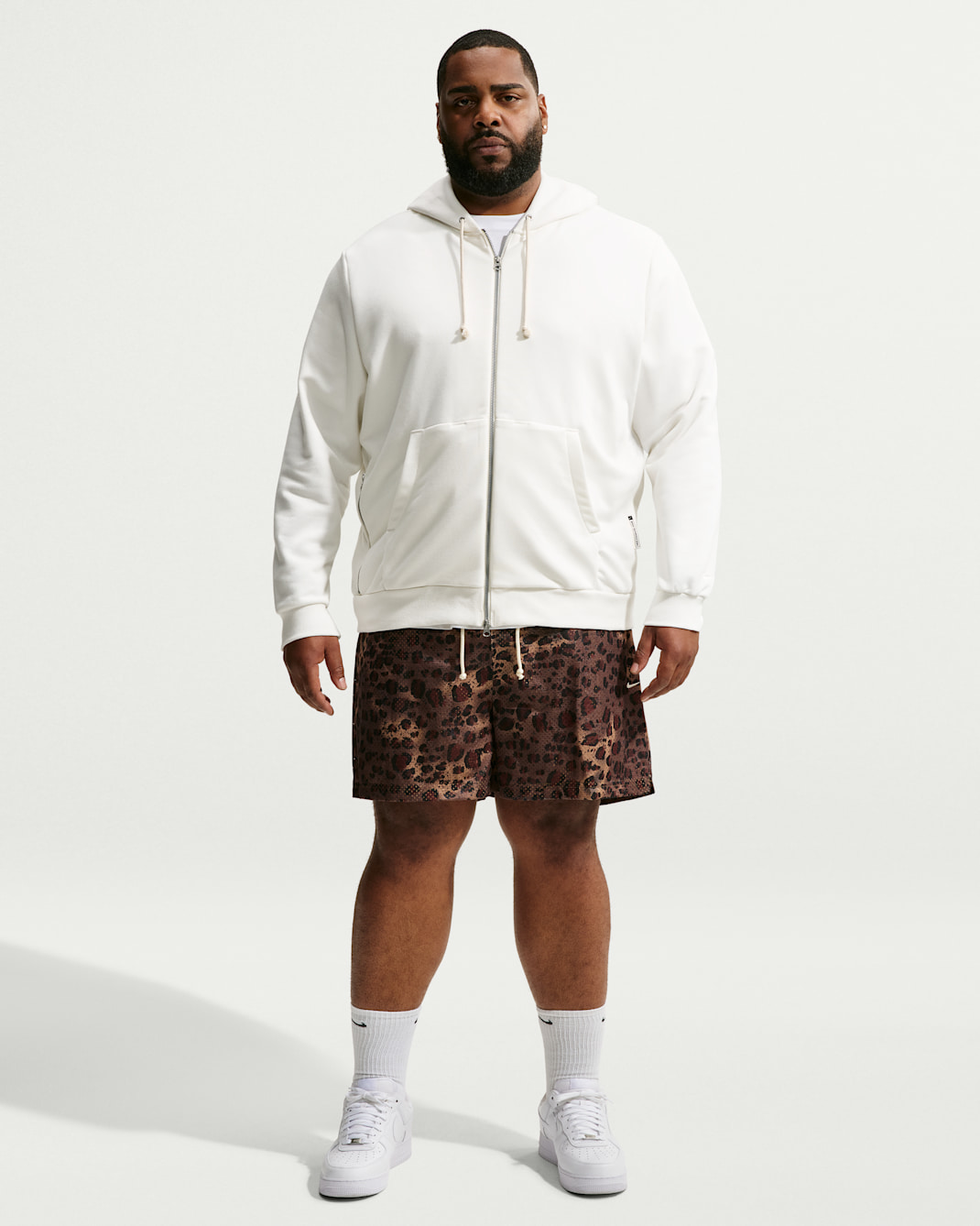 Nike Standard Issue Men's 5" Basketball Shorts - Light British Tan/Flax/Pale Ivory