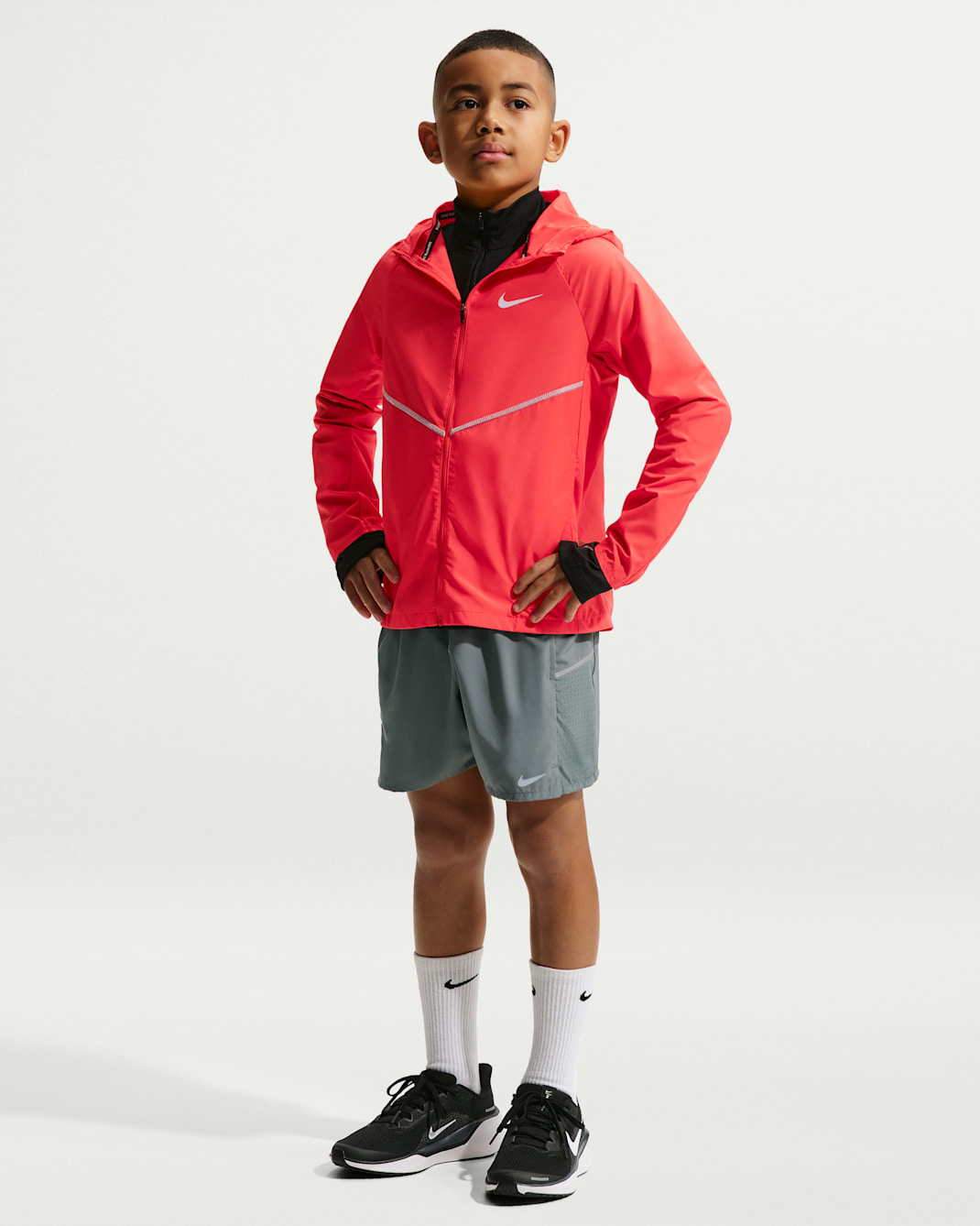 กางเกงเทรนนิ่งขาสั้น Dri-FIT เด็กโต Nike Miler - Smoke Grey/Smoke Grey