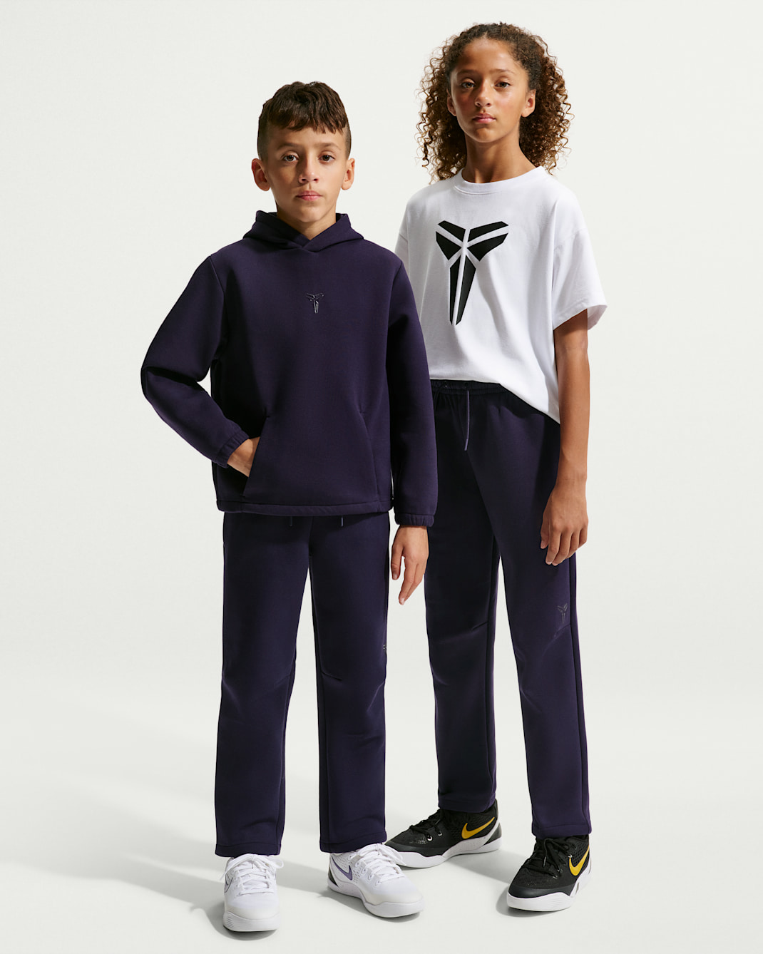 Kobe Older Kids' Dri-FIT Fleece Basketball Trousers - Purple Dynasty/Purple Dynasty