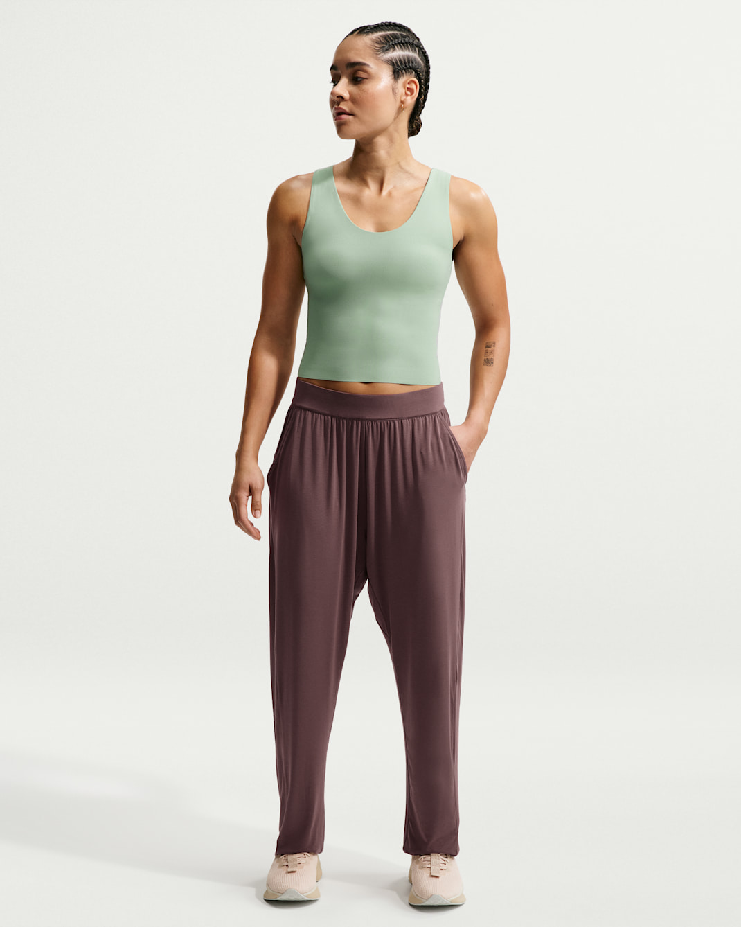 나이키 젠비 여성 루즈 핏 미드라이즈 팬츠 - 타투/화이트