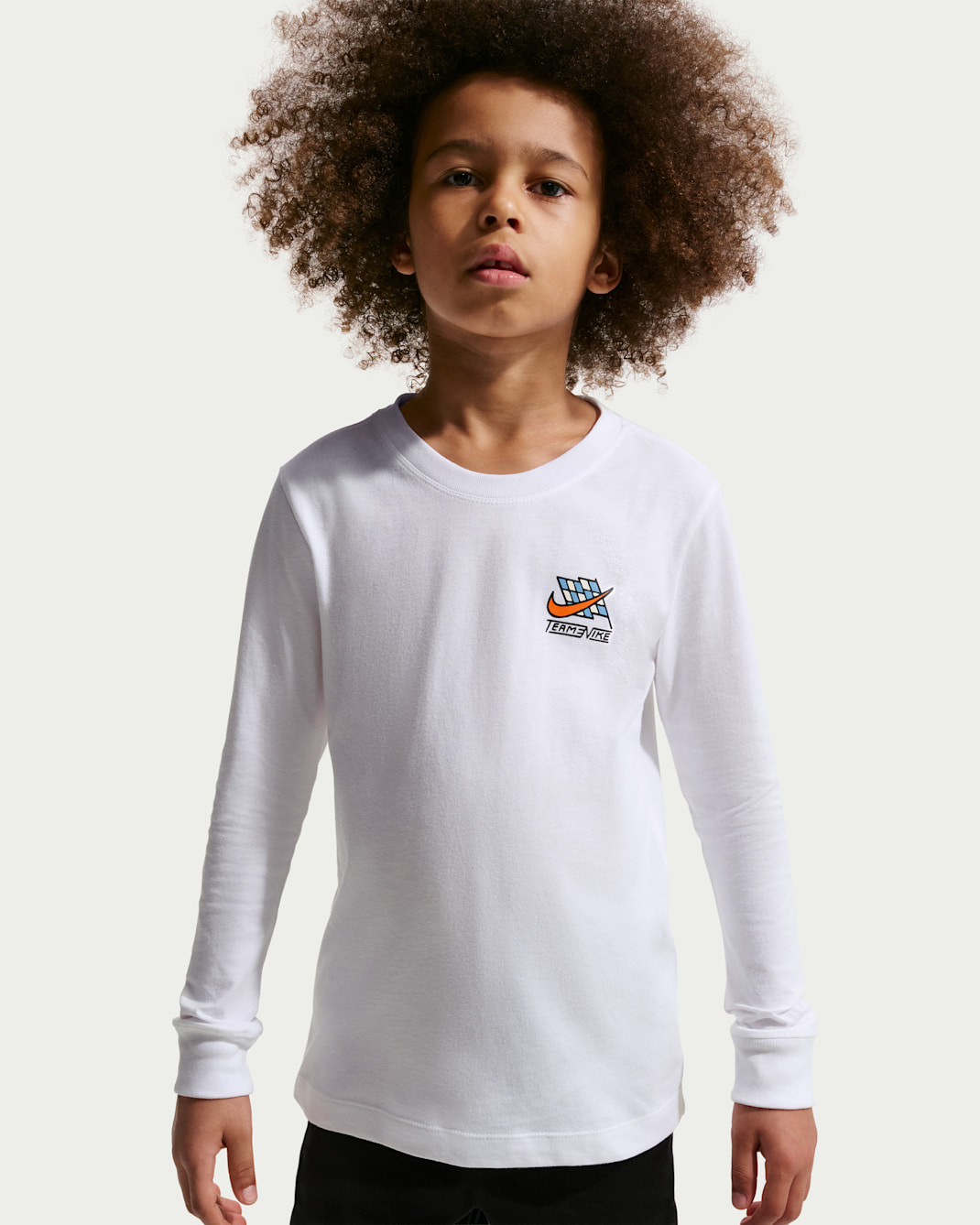 Nike Sportswear Big Kids' Long-Sleeve T-Shirt