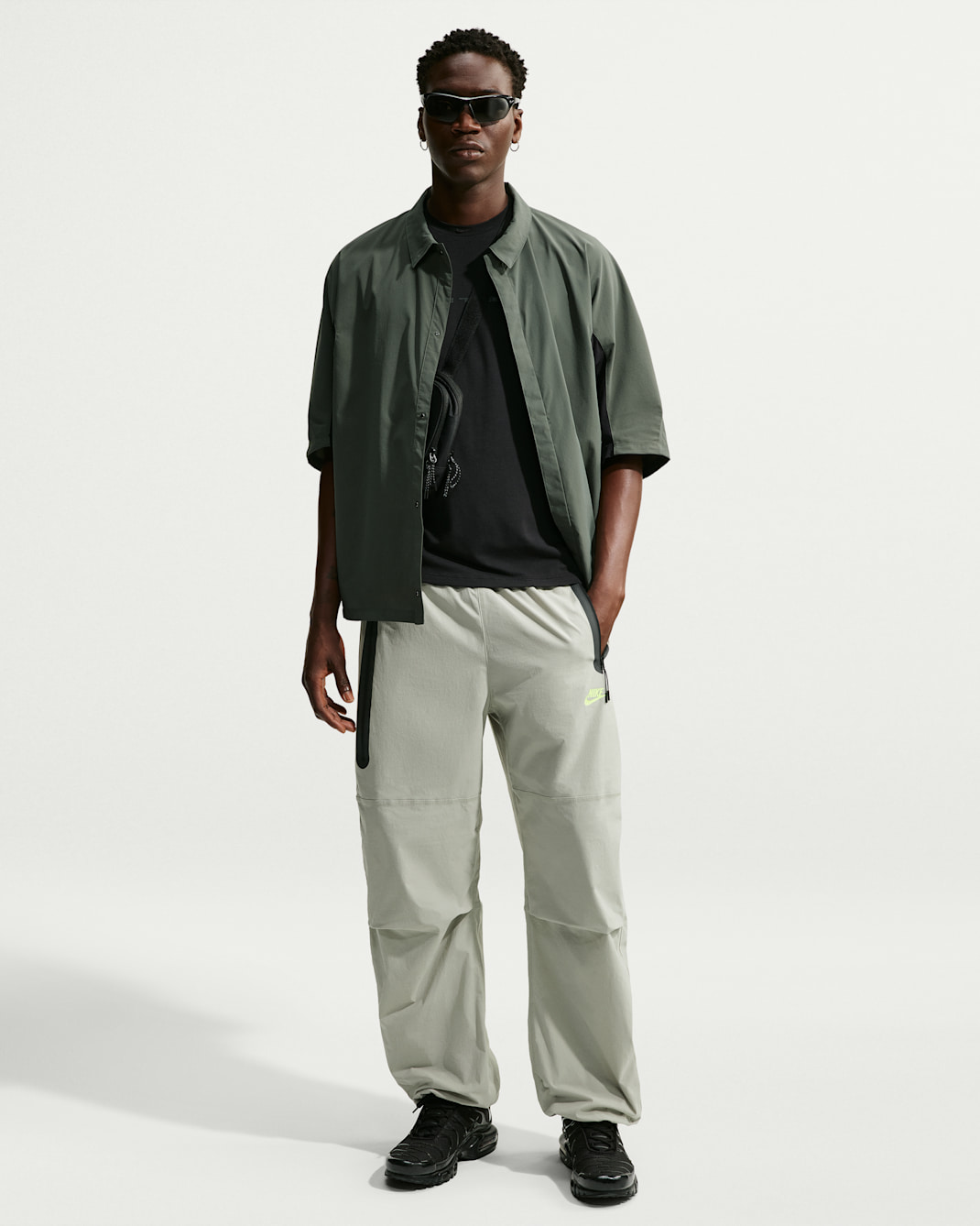 Nike Tech Men's Dri-FIT Woven Pants - Spruce Fog/Spruce Fog/Barely Volt