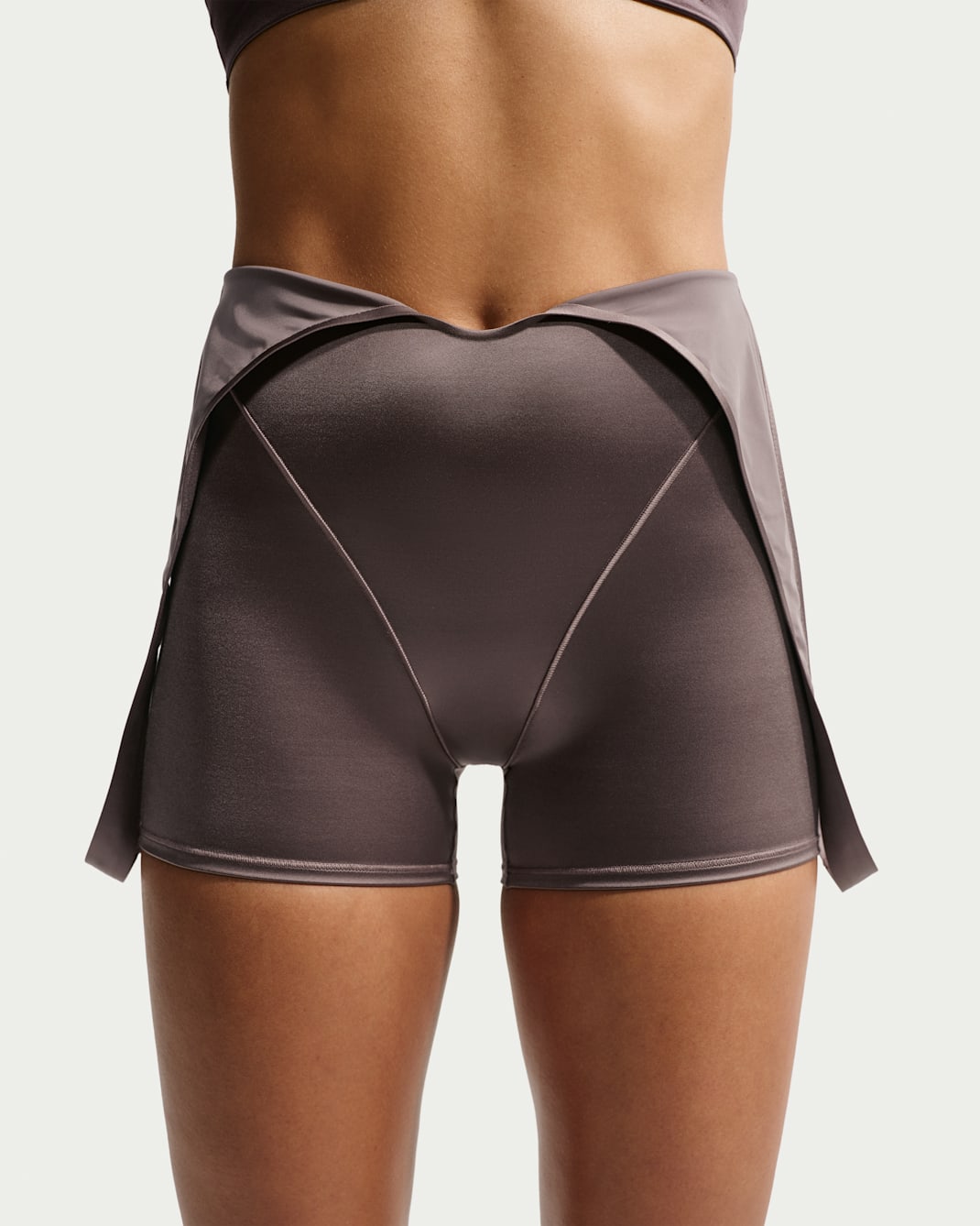 NikeSKIMS Satin Shine Women's Suspender 3" Shorts