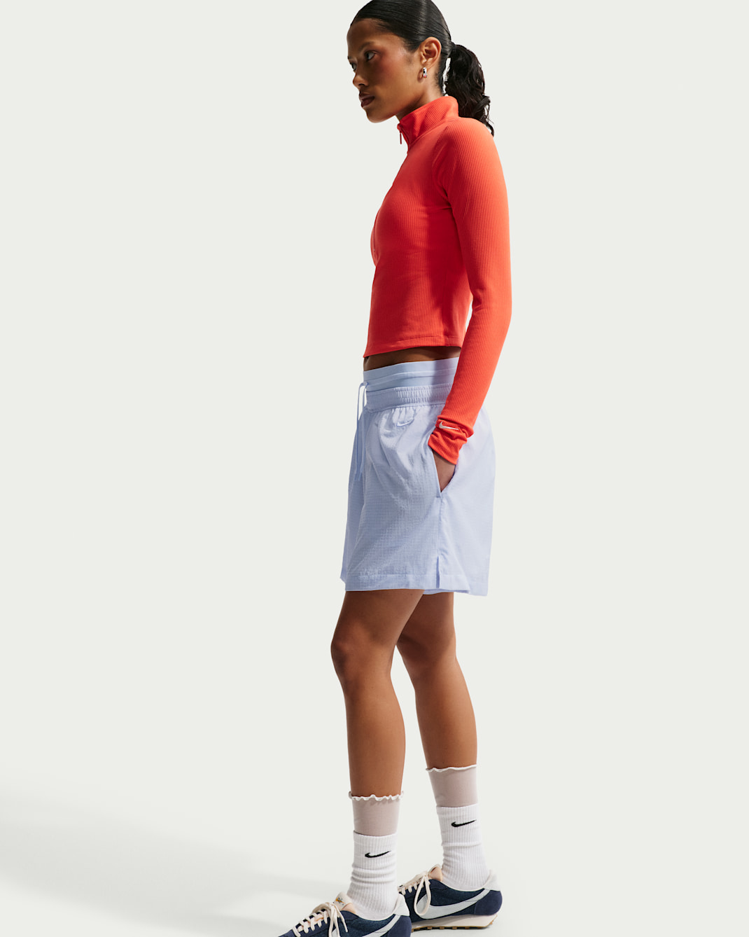 Nike Sportswear Women's Loose High-Waisted Lightweight Ripstop Shorts