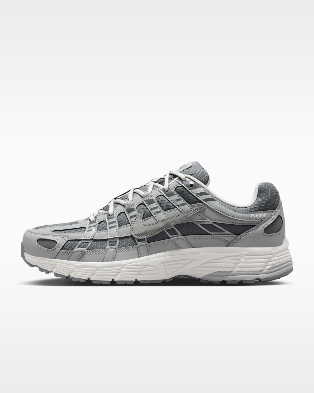 Scarpa Nike P-6000 SE – Uomo - Light Smoke Grey/Phantom/Smoke Grey/Argento metallizzato