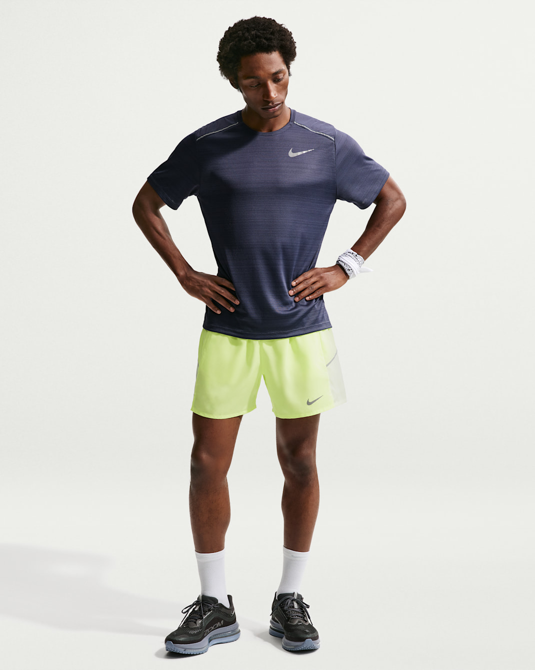 Shorts da running Nike Miler da 13 cm 2 in 1 con Dri-FIT – Uomo - Volt Ice/Barely Volt