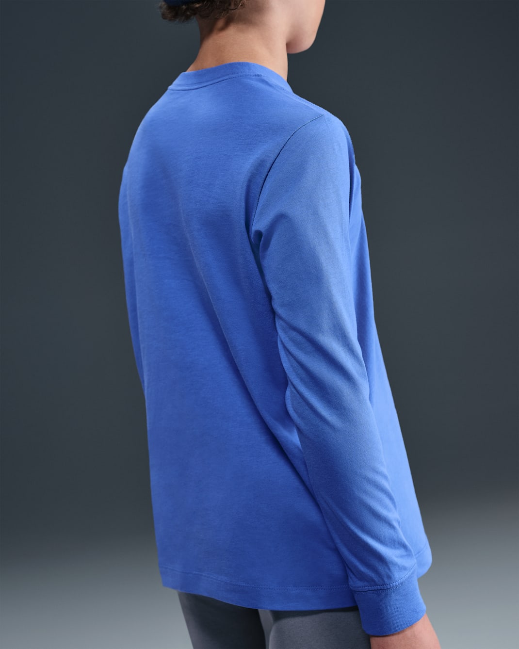 Nike Sportswear Big Kids' Long-Sleeve T-Shirt