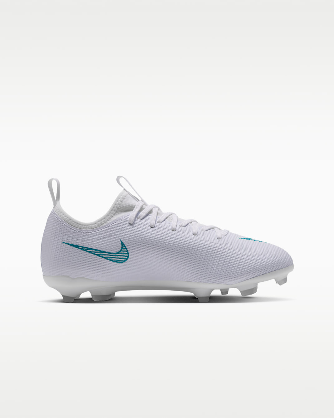 Nike Jr. Mercurial Vapor 17 Academy Big Kids' Multi-Ground Low-Top Soccer Cleats