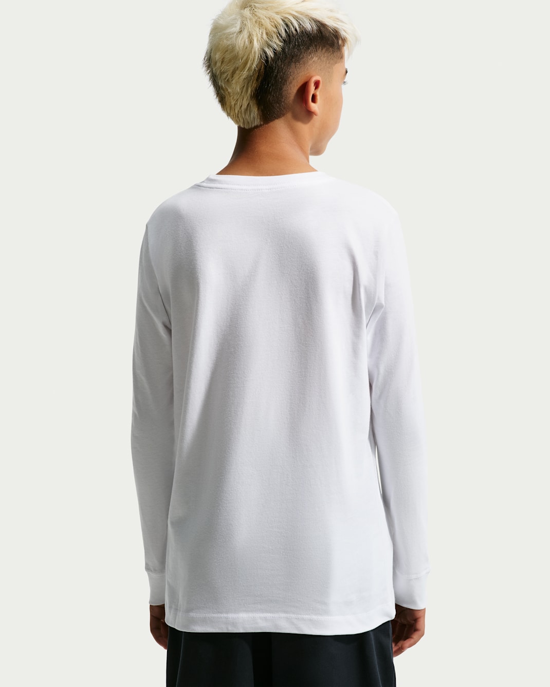 Nike Sportswear Big Kids' Long-Sleeve T-Shirt