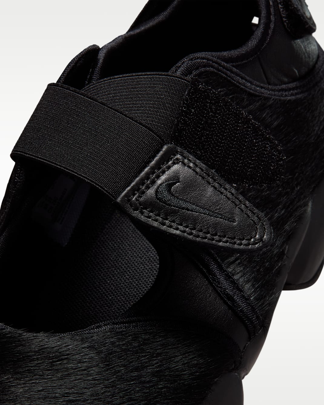Nike Air Rift Women's Shoes