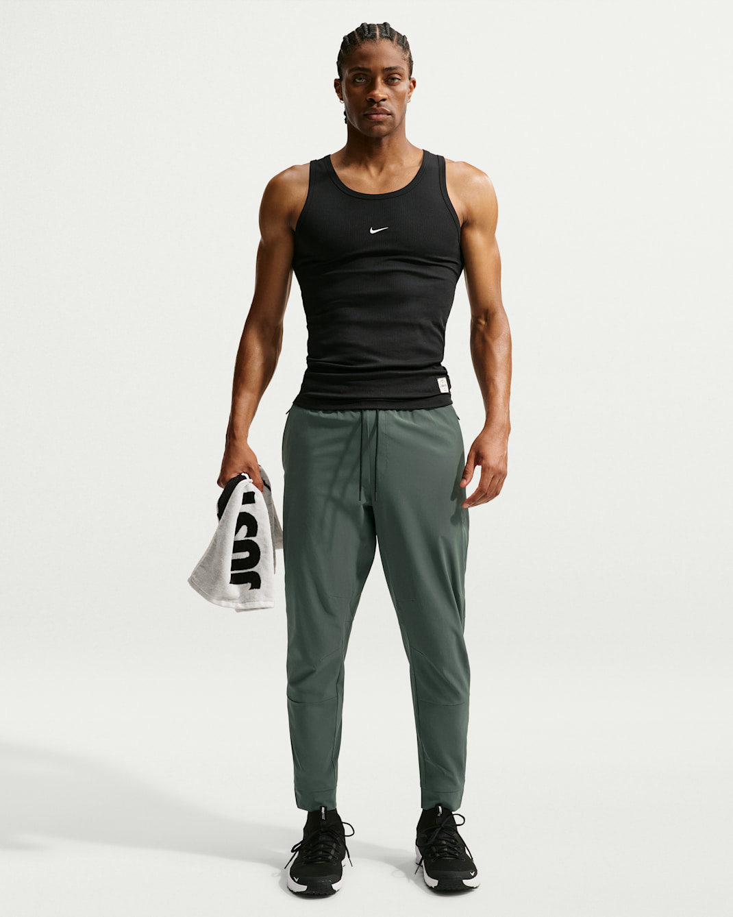 Nike Unlimited Men's Dri-FIT Zippered Cuff Versatile Pants - Camo Green/Black/Camo Green
