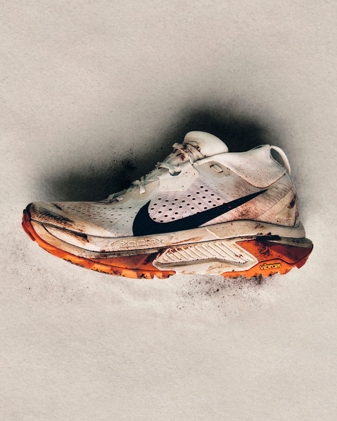 Nike ACG Zegama Women's Trail Running Shoes - Summit White/Phantom/Safety Orange/Black