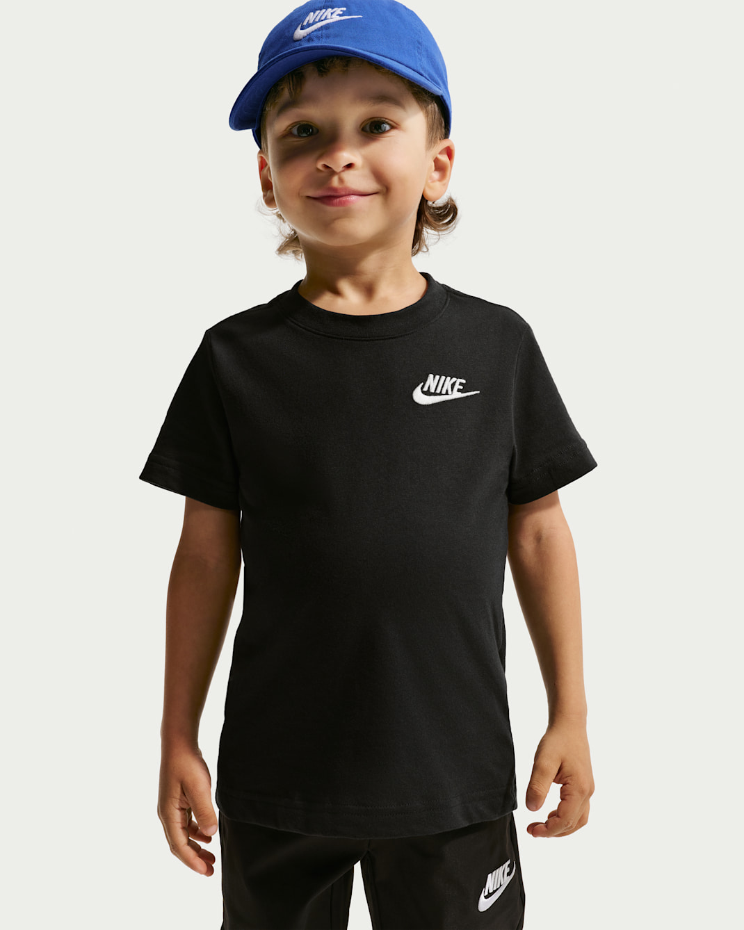 T-shirt bordada Nike Sportswear Futura para criança - Preto