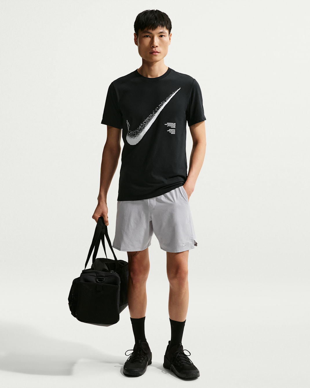 ナイキ アンリミテッド メンズ Dri-FIT 18cm バーサタイル ショートパンツ - グレーフォグ/ブラック/グレーフォグ