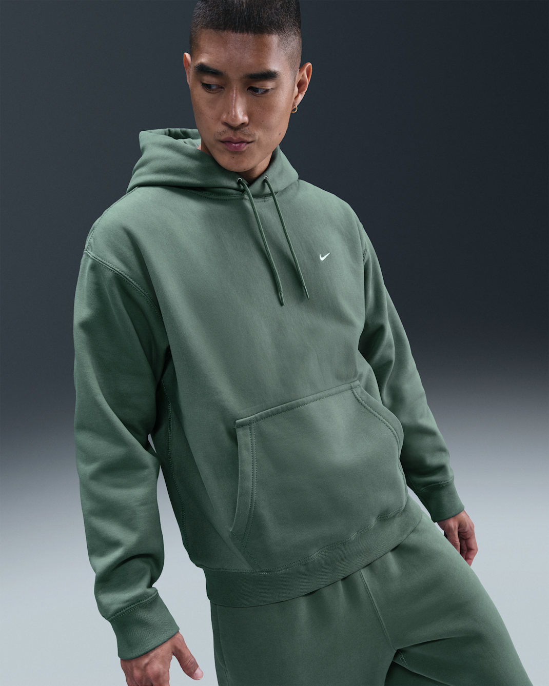 Nike Solo Swoosh Men's Pullover Hoodie - Clay Green/Clay Green/White