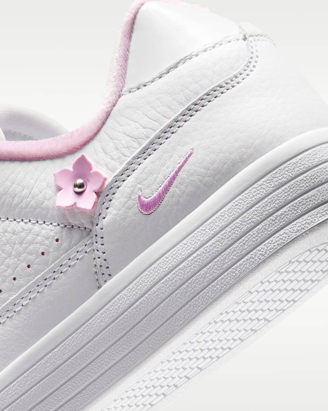 Nike Tennis Centre "Florette" Women's Shoes