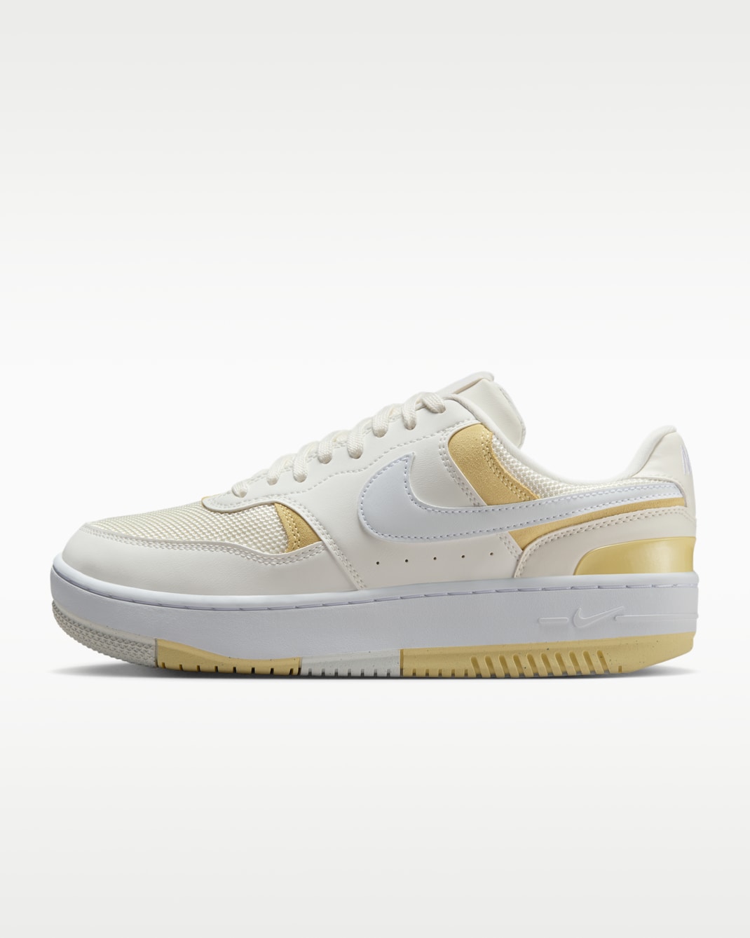 Nike Gamma Force Women's Shoes - Sail/Soft Yellow/Soft Pearl/White