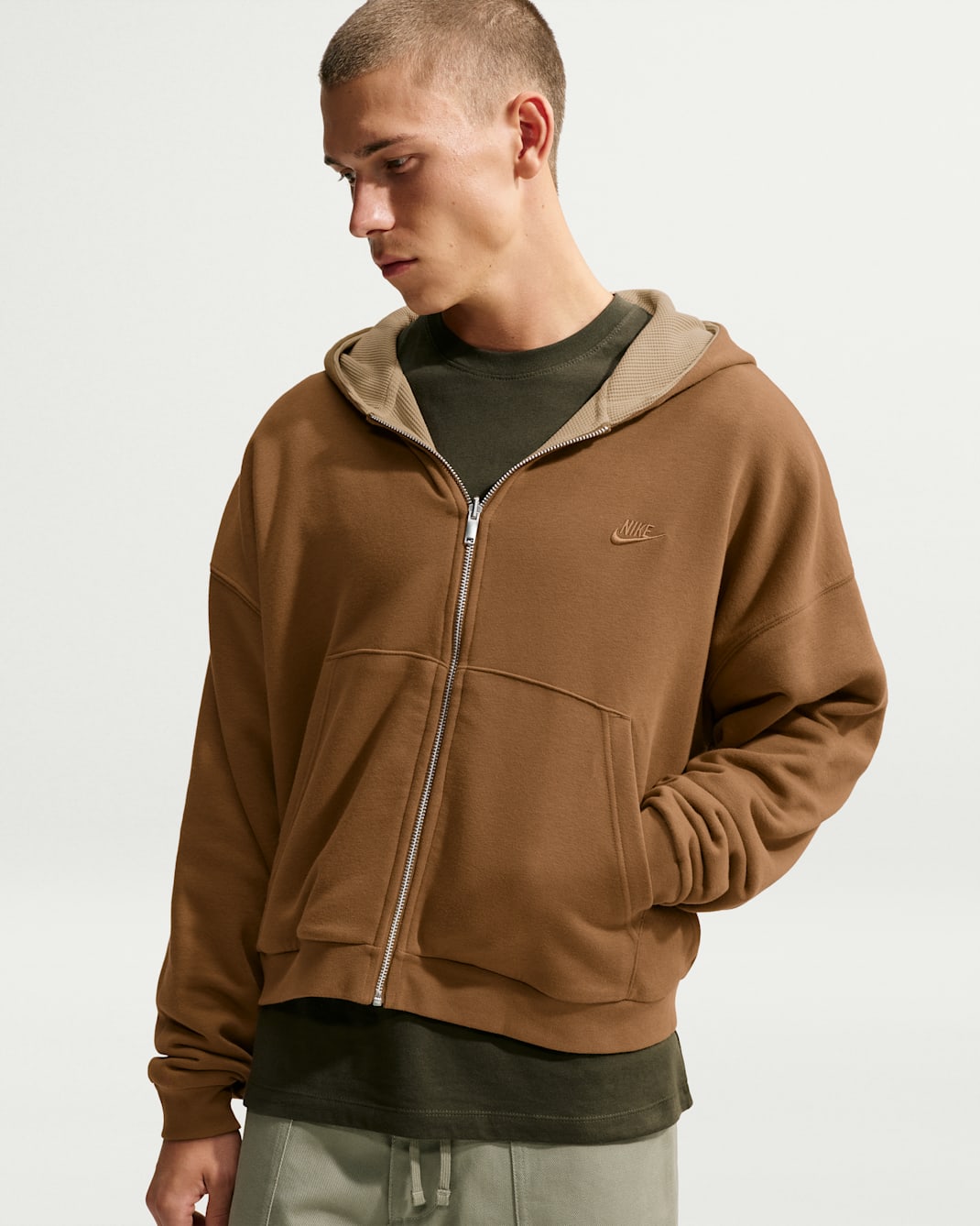 Nike Club Men's Oversized Fleece Full-Zip Reversible Hoodie - Ale Brown/Parachute Beige/White