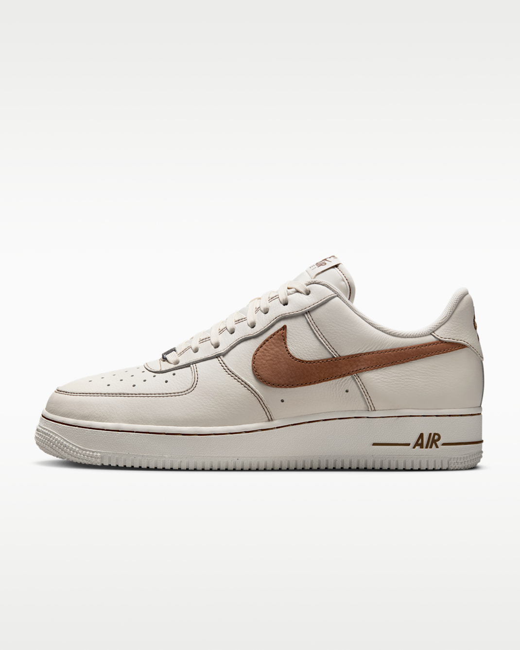 Nike Air Force 1 '07 LV8 Men's Shoes - Ivory/Saddle Brown