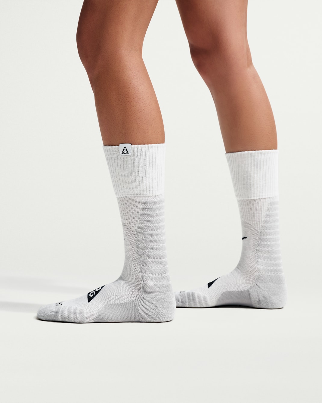 Nike ACG Outdoor gepolsterte Crew-Socken (1 Paar) - Summit White/Light Smoke Grey