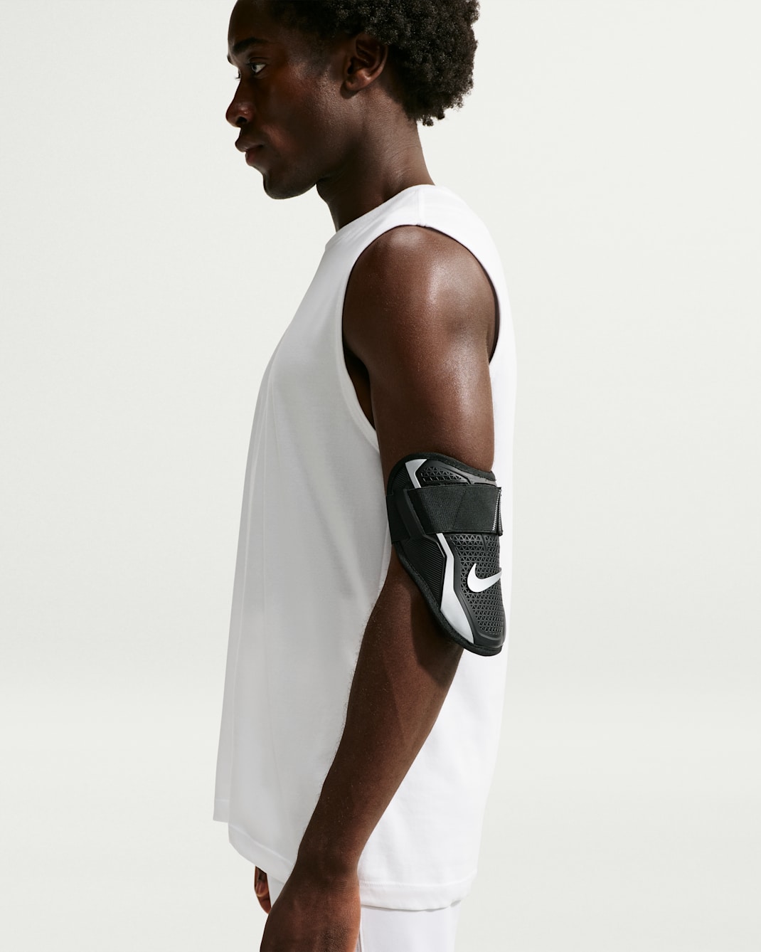 Protector para codo para bateador de béisbol Nike Vapor Elite - Negro/Plata metalizado/Negro