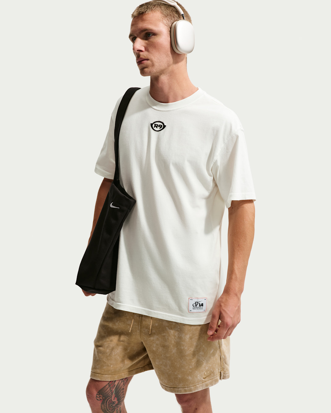 Nike Sportswear "R9" T-Shirt (Herren) - Sail