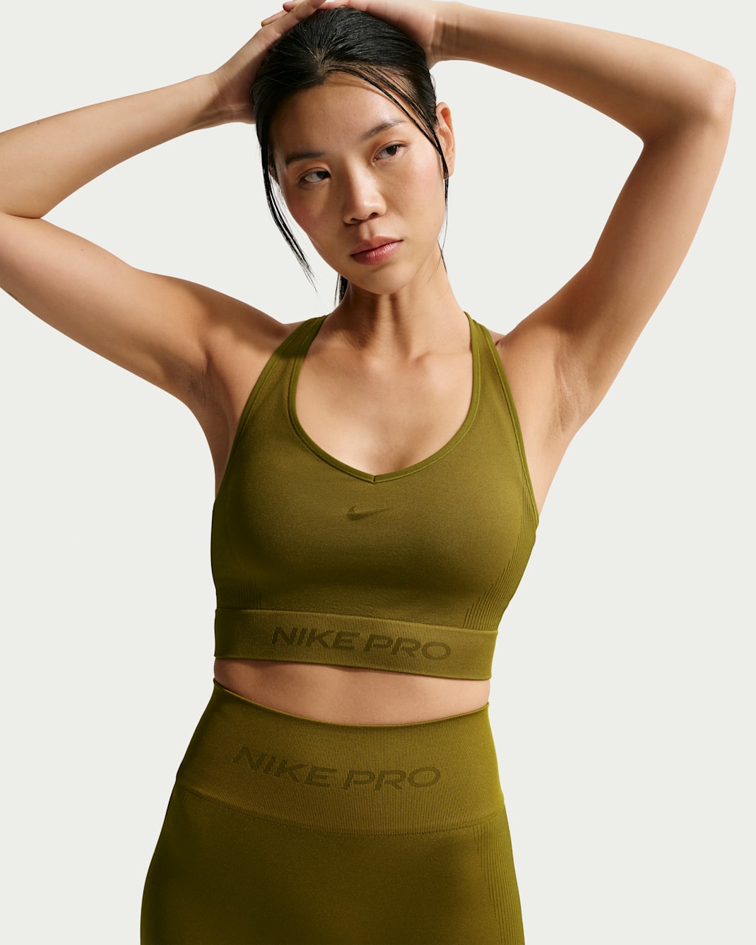 Nike Pro Seamless Women's Dri-FIT Cropped Tank Top - Olive Flak