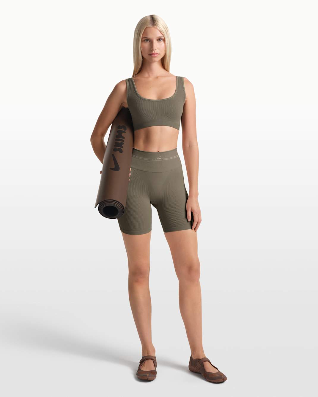 Shorts NikeSKIMS Ribbed Seamless 13 cm för kvinnor - NSKM DSTY OK MS/NSKM DUNE