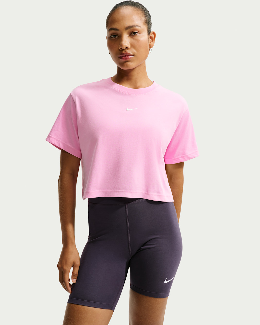 Playera de manga corta holgada cropped para mujer Nike Sportswear Classic - Rosa amanecer/Vela