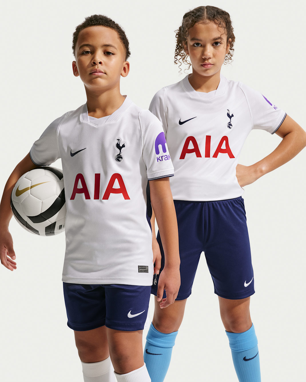 Tottenham Hotspur 2026/27 Stadium Home Older Kids' Nike Dri-FIT Football Replica Shirt - White/Binary Blue/Binary Blue