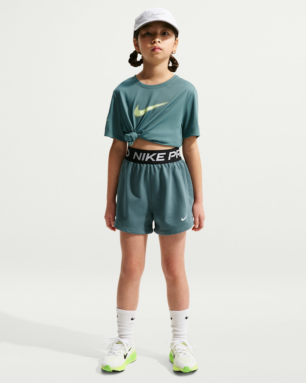 Shorts Dri-FIT para niña talla grande Nike Pro Fleece - Pizarra mineral/Pizarra mineral/Negro/Blanco