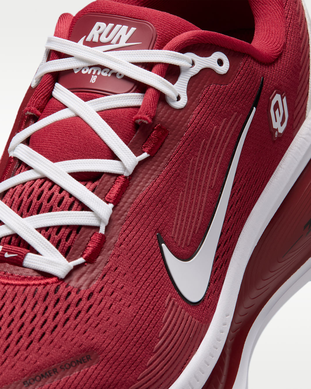 Nike College Vomero 18 (Oklahoma) Men's Road Running Shoes